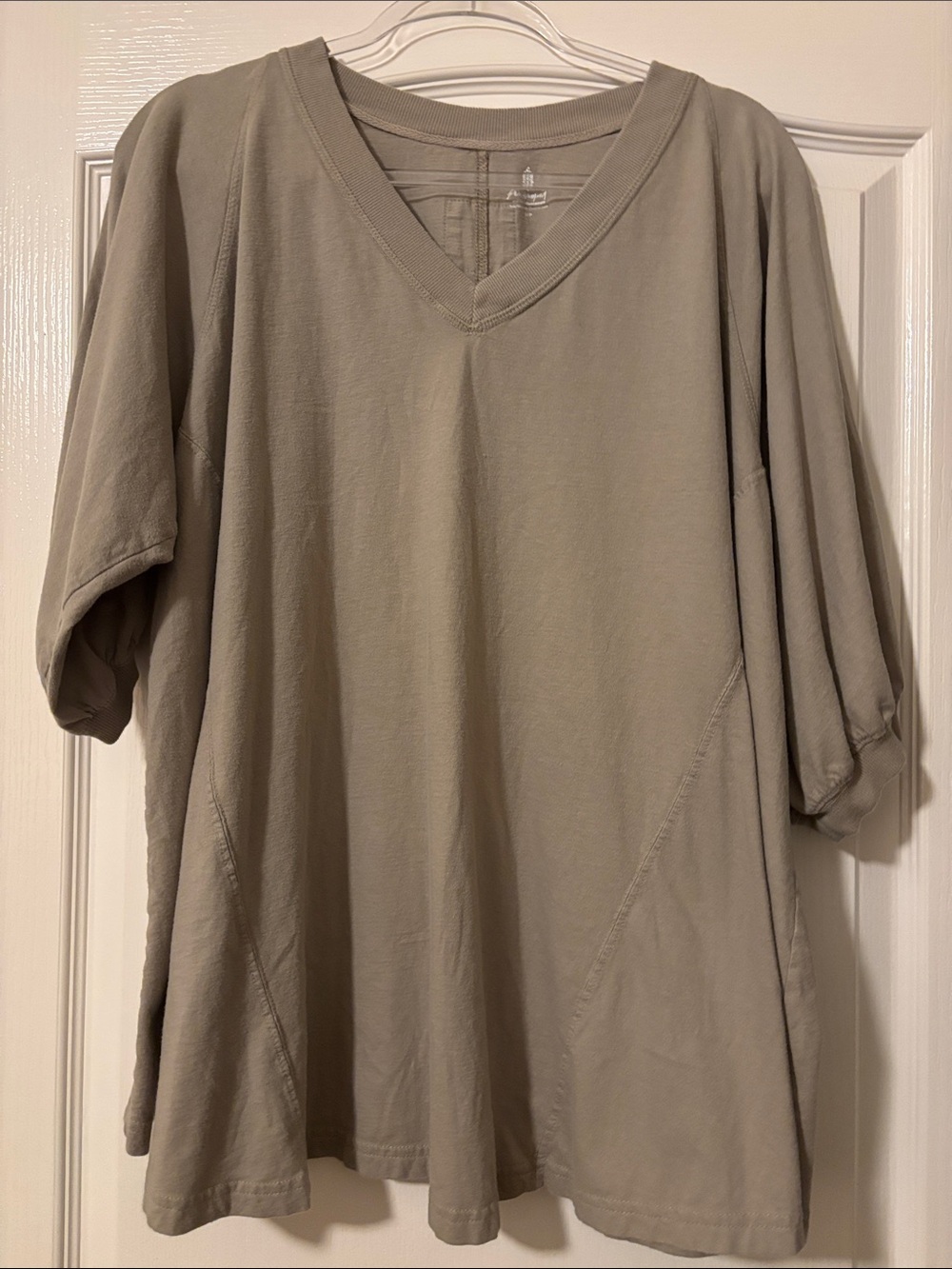 Free People Movement Sporty Era Tunic in Light Taupe size Small
